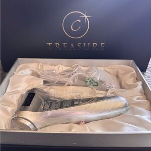 C-Treasure by NOVUSKIN Silver Facial ANTI AGING LED Device